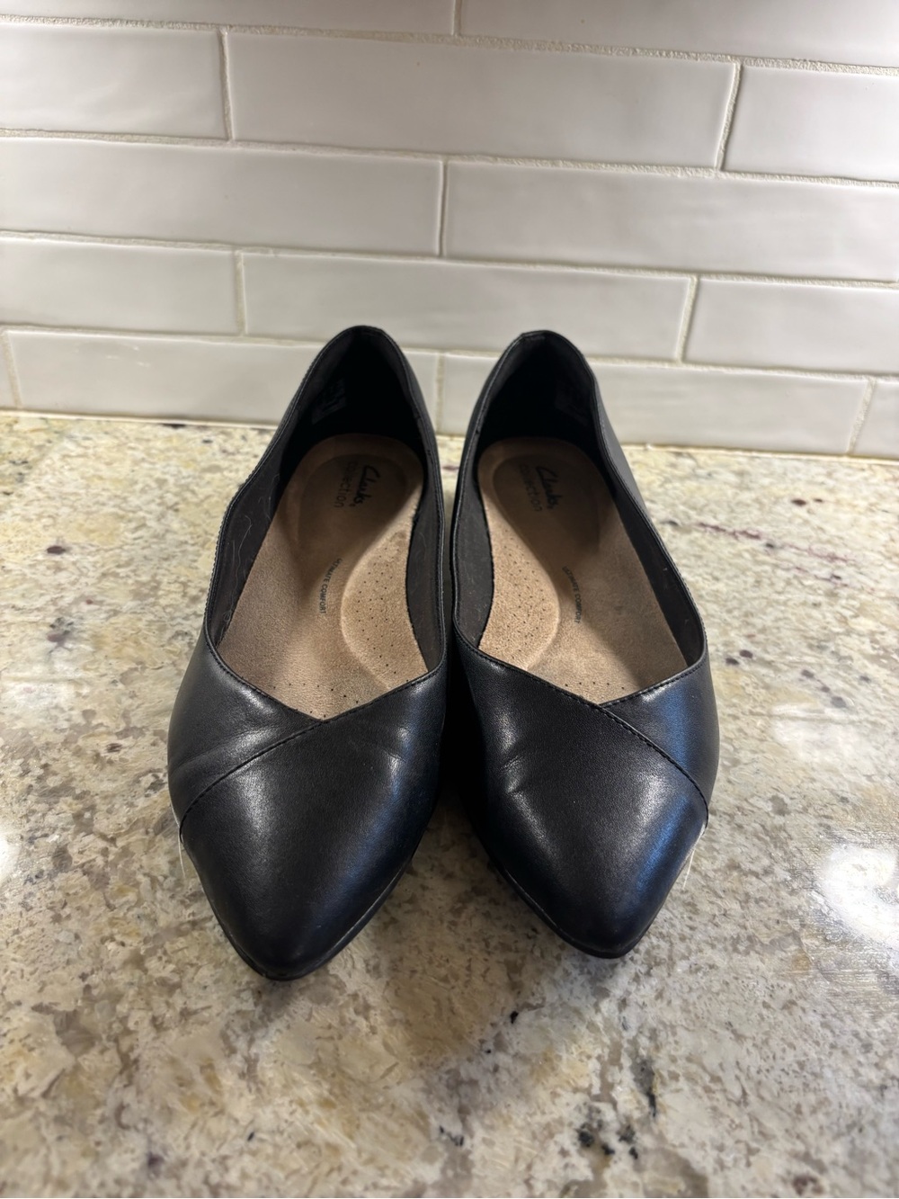 Clarks Natalyn Wish Black Leather Pointed Toe Pumps Flats Size 12